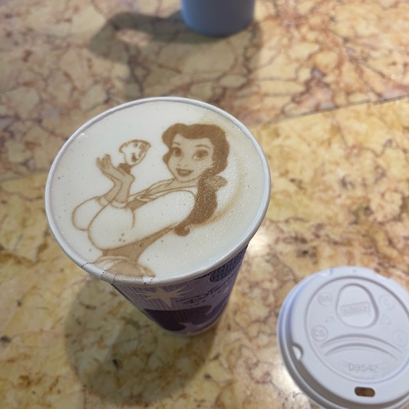 Meet your Posher, Mari - Picture 4 of 16